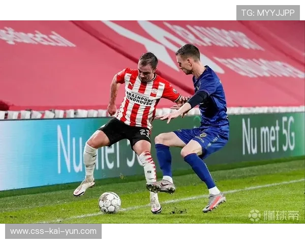 PSV的前场多点进攻让对手混乱不堪——无懈可击的战术魅力